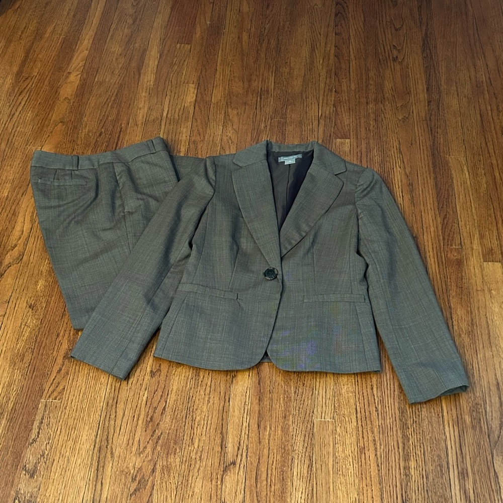 Ann Taylor Petite Business Pantsuit